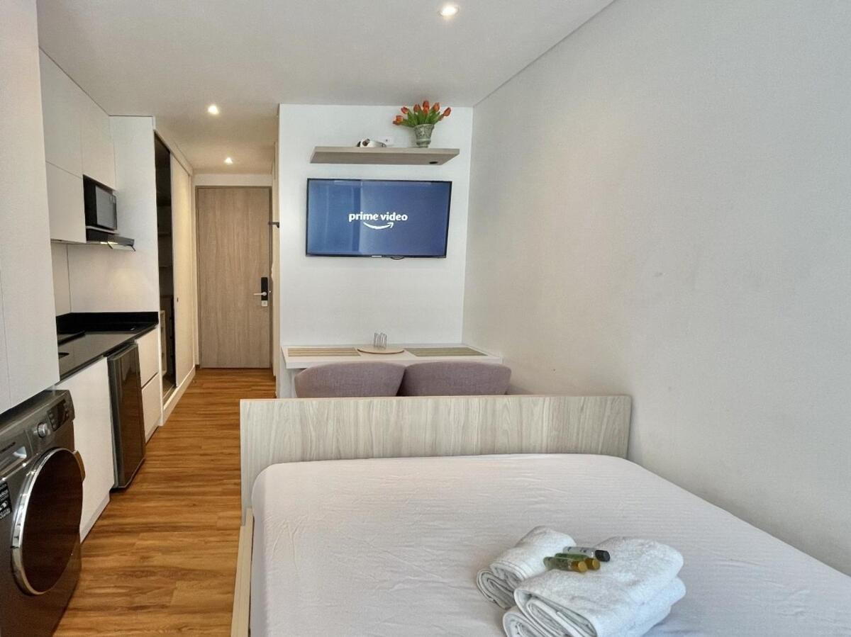Cm Living Tokyo Style And Comfort