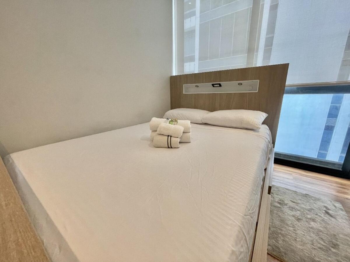 Cm Living Tokyo Style And Comfort *