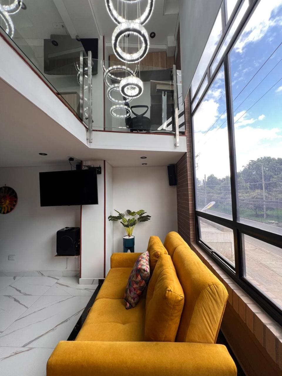 Comodo Doble Altura Normandia * Bogotá