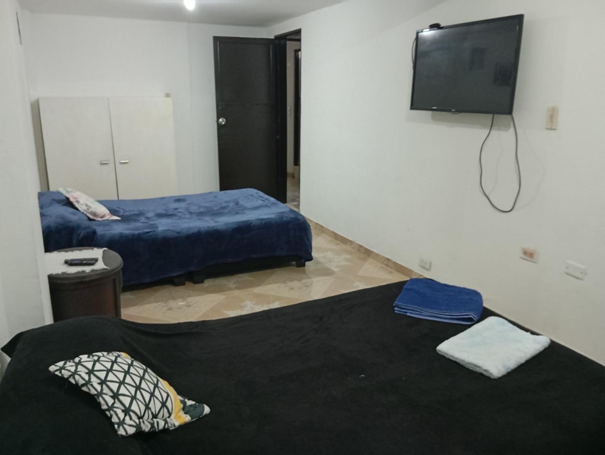 Habitación en casa particular Aeropuerto El Dorado *