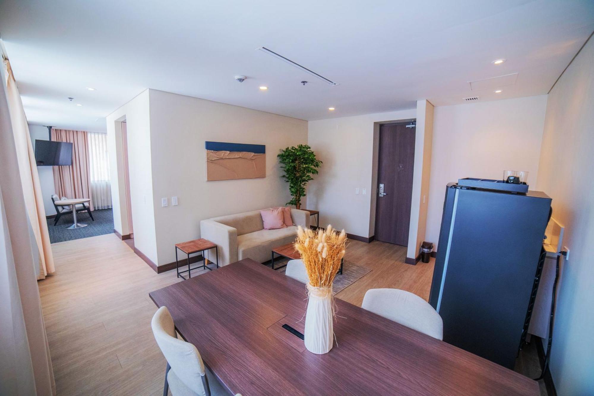 Hotel Shg Liv Zona G 4*