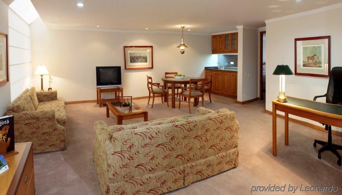 Estelar Windsor House – 4*