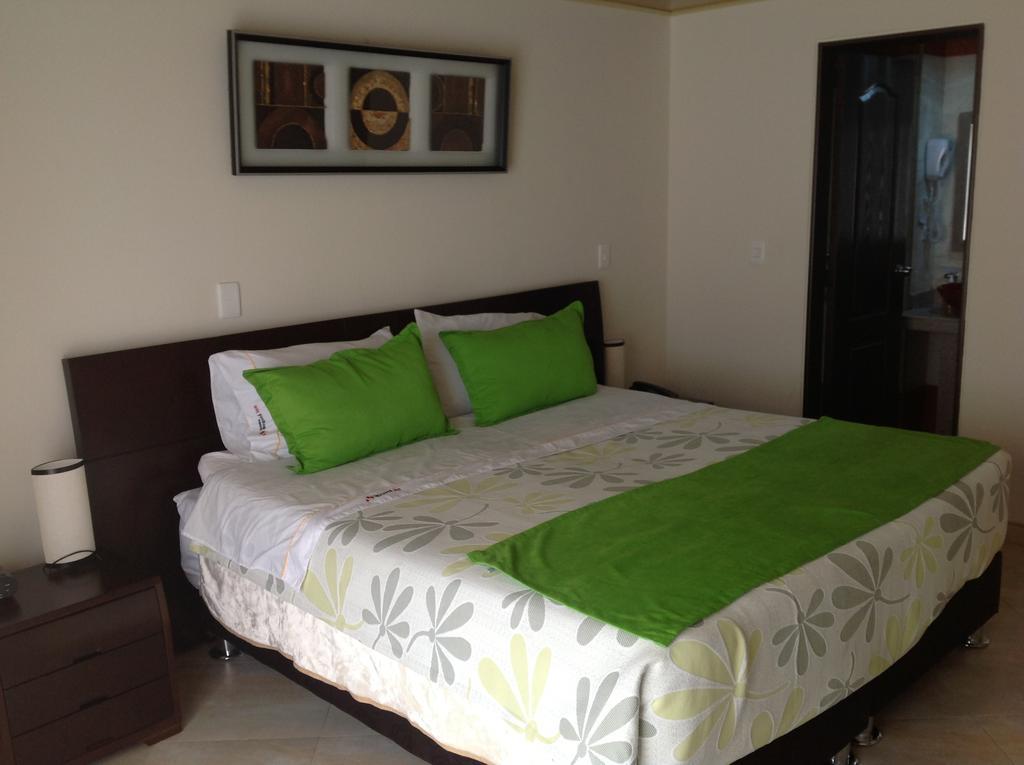 Hotel El Country Zona Rosa