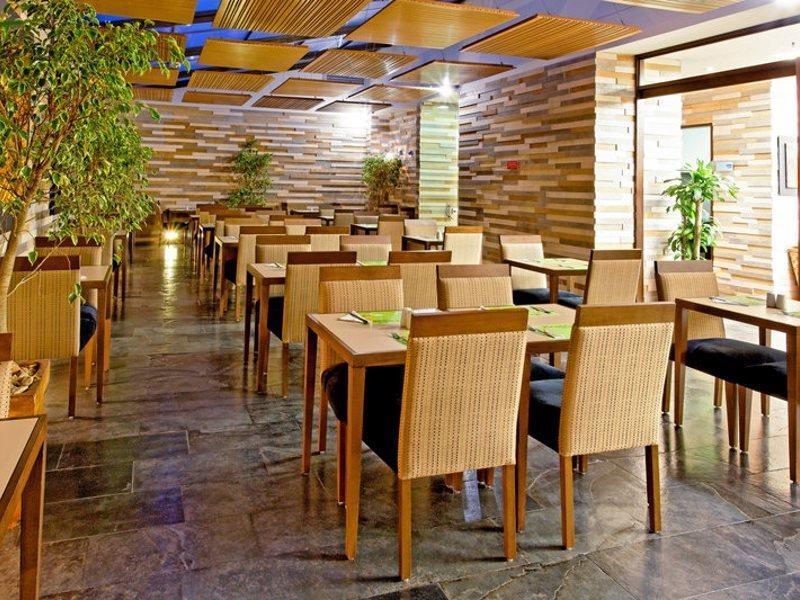 Hotel Express - Parque La 93, An Ihg 4*