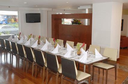 Nh Pavillon Royal Hotel 4*