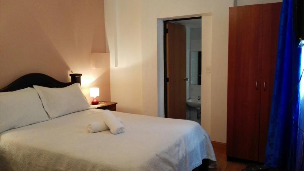 La Playa Fusion Hostal *