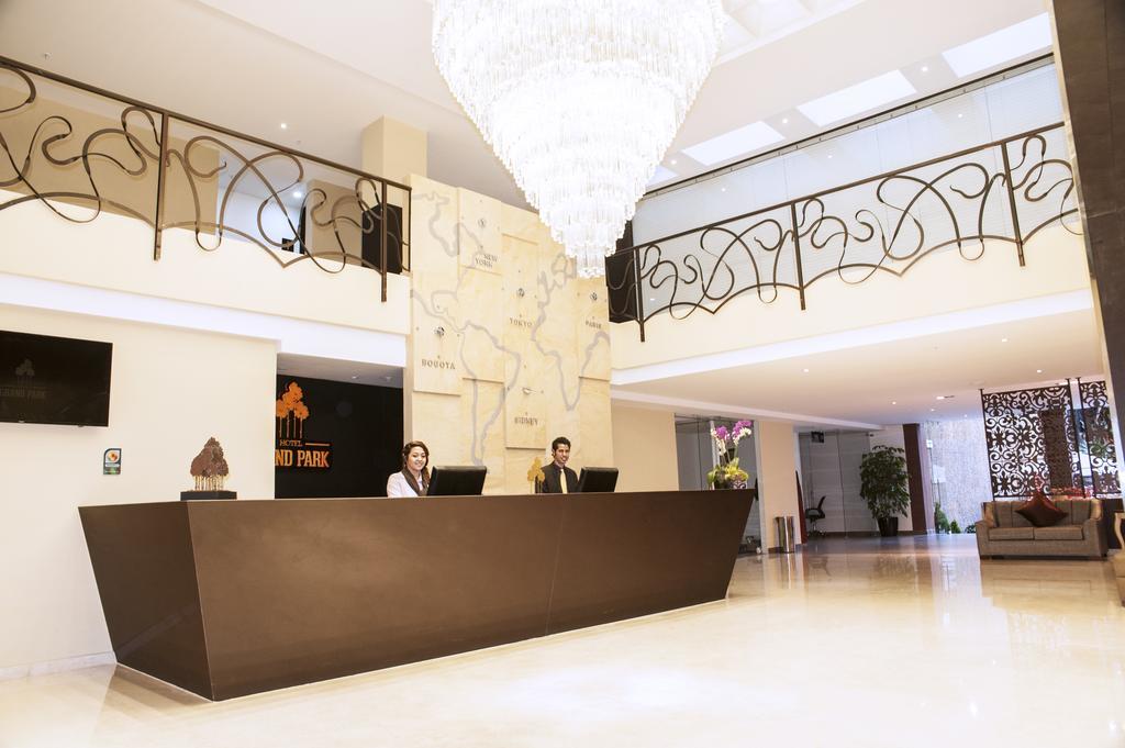 Grand Park Hotel