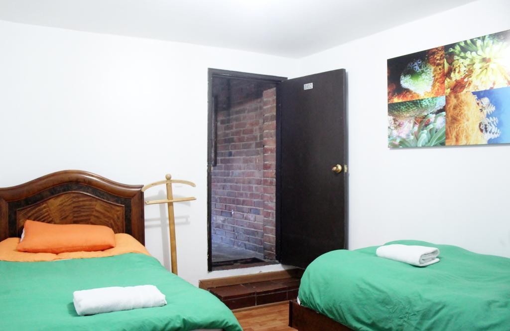 La Pinta Hostal *