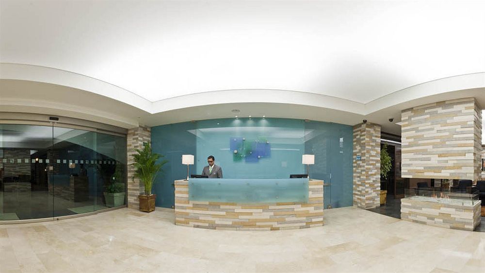 Hotel Express - Parque La 93, An Ihg 4*