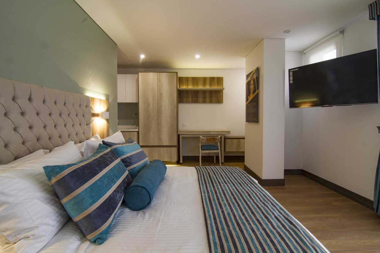 De Película Apartasuites Hotel 4*