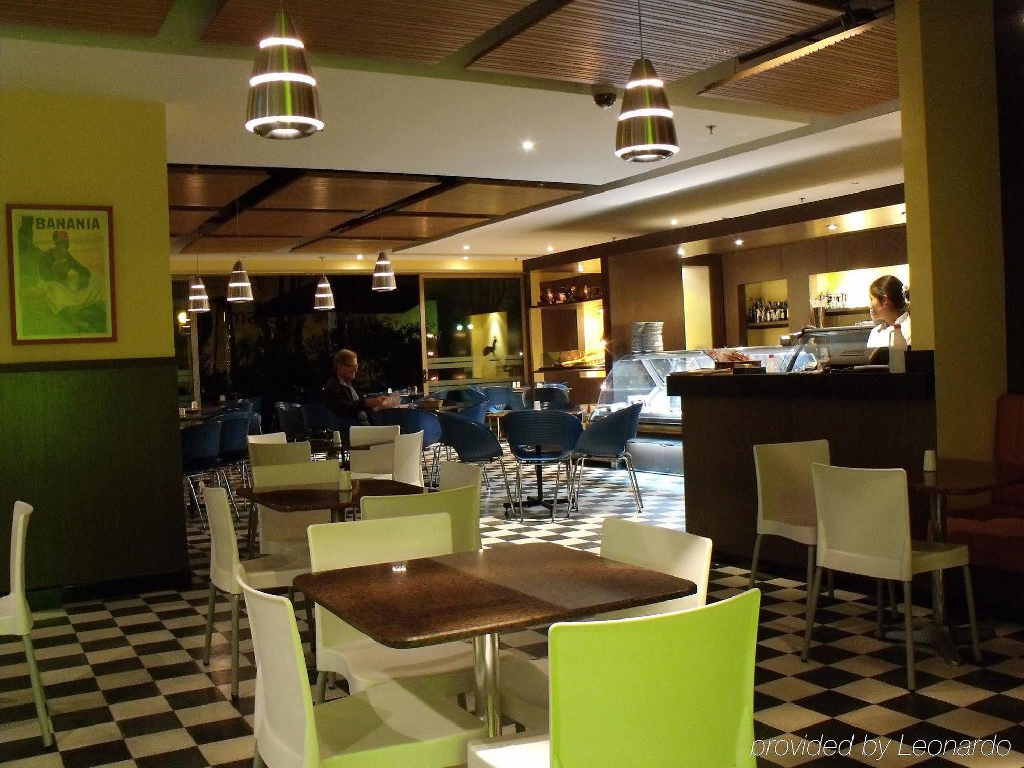 Express - Parque La 93, An Ihg 4*