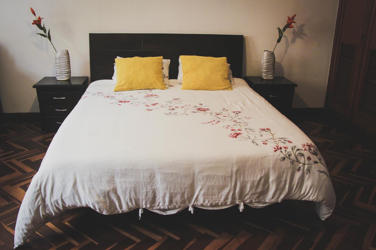 Hostal Ak 82 *