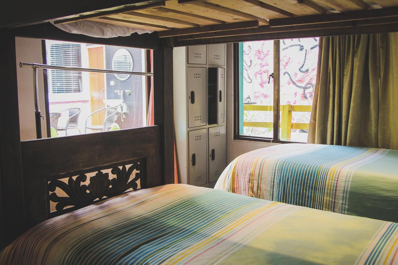 Hostal Ak 82 *