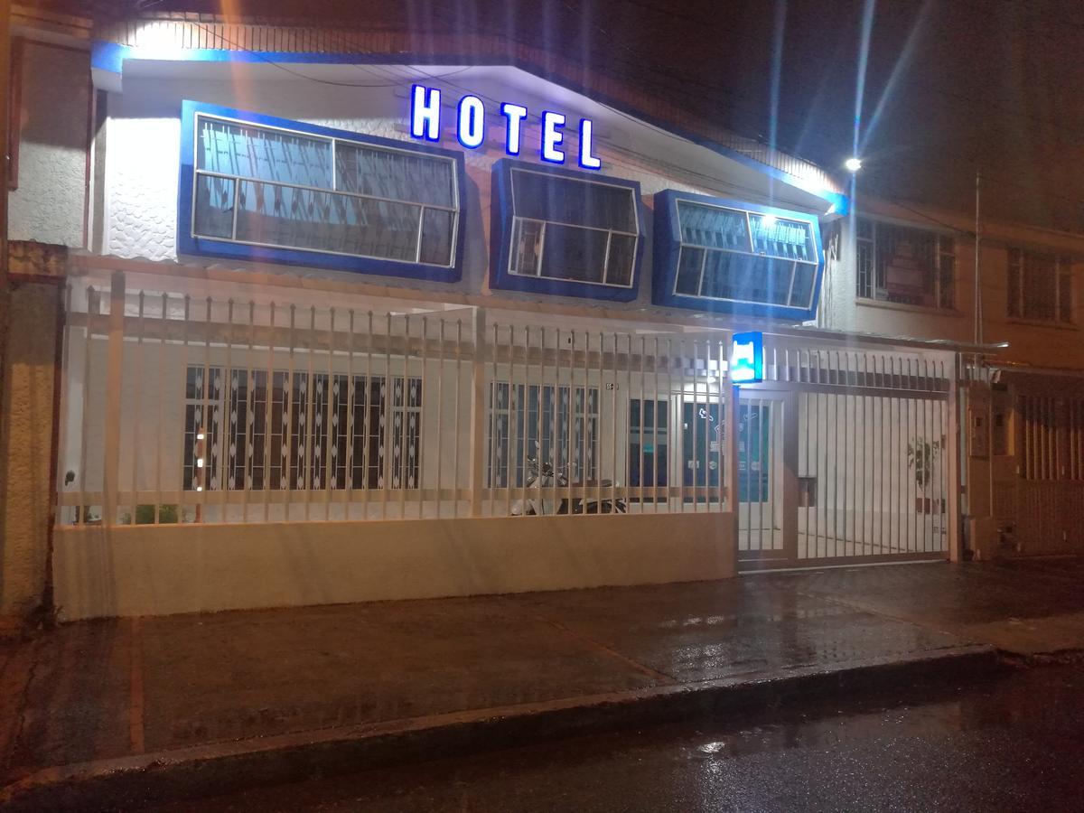 Hotel Connecta Airport 3*