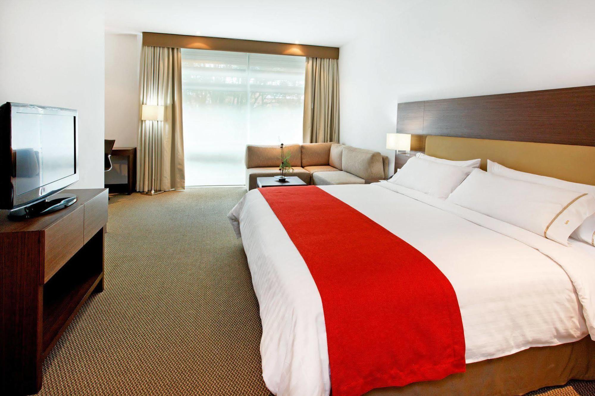 Express - Parque La 93, An Ihg 4* Bogotá