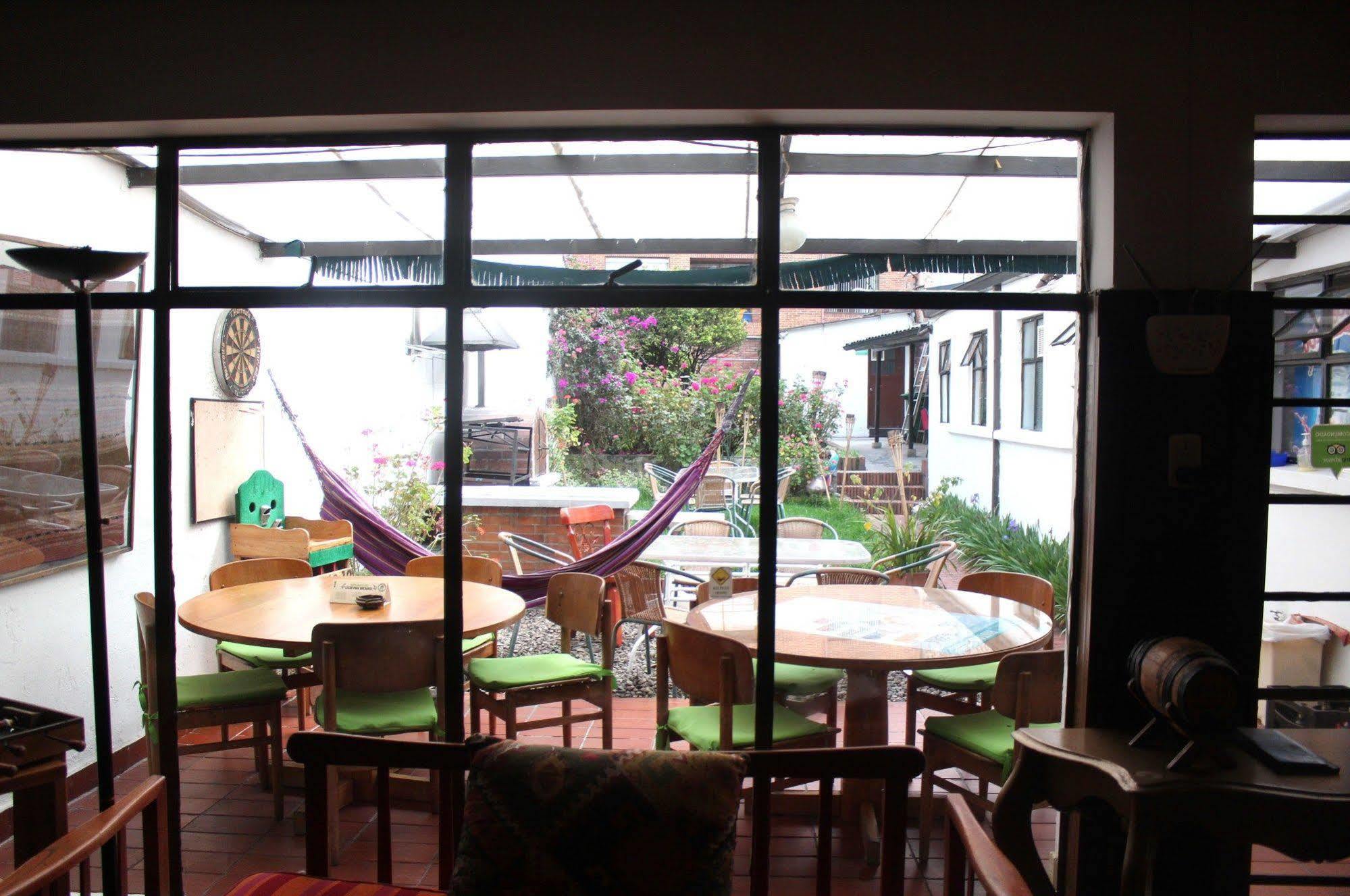 Hostal La Pinta *