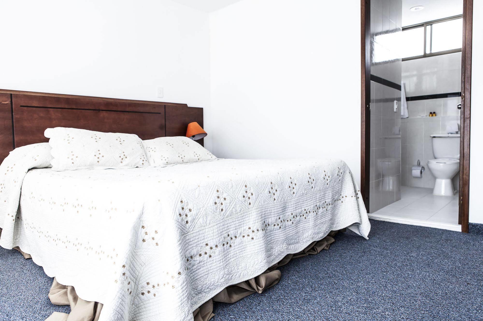 Hotel Lourdes 2*