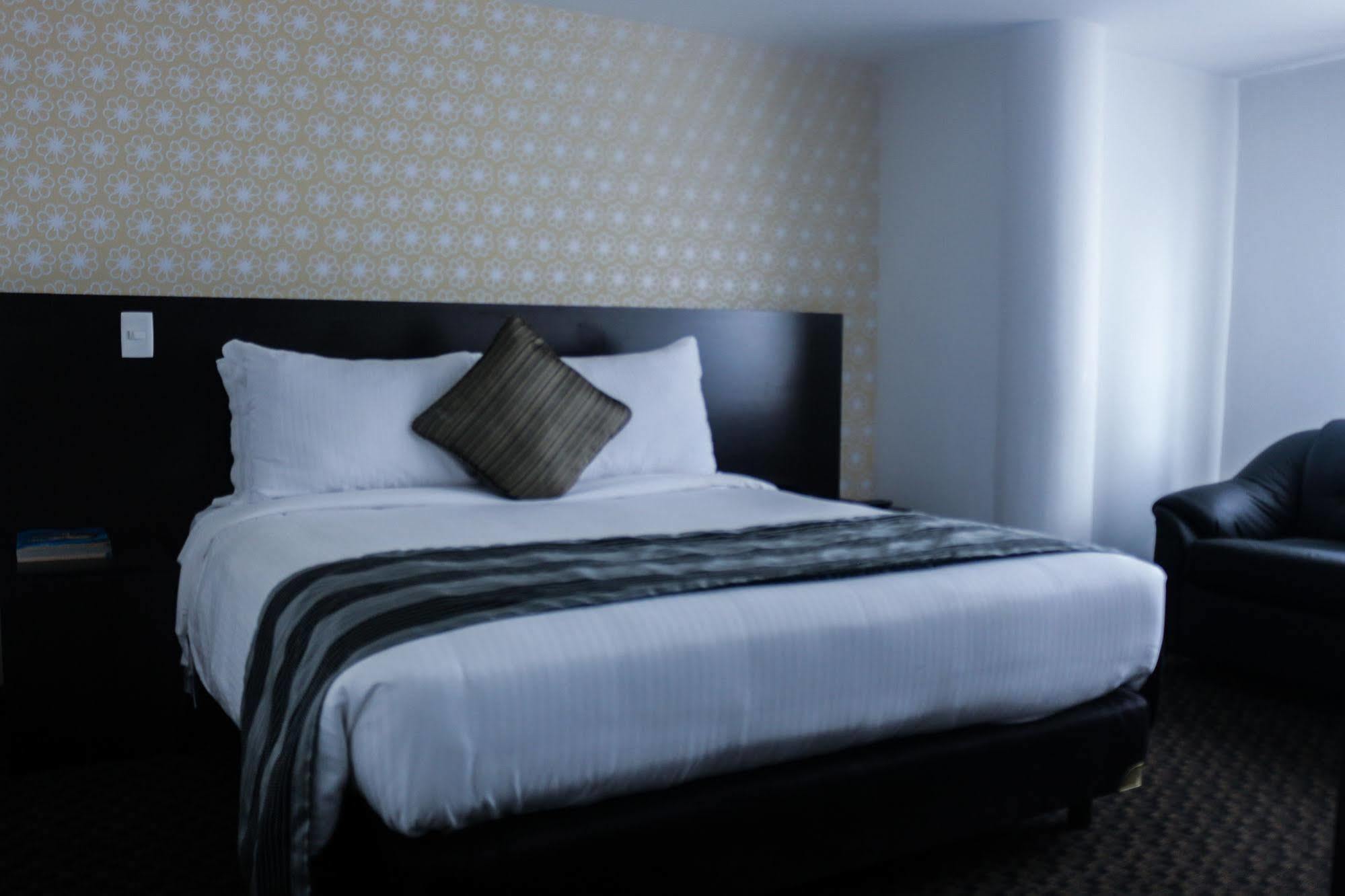 Hotel Castellana 95 3*