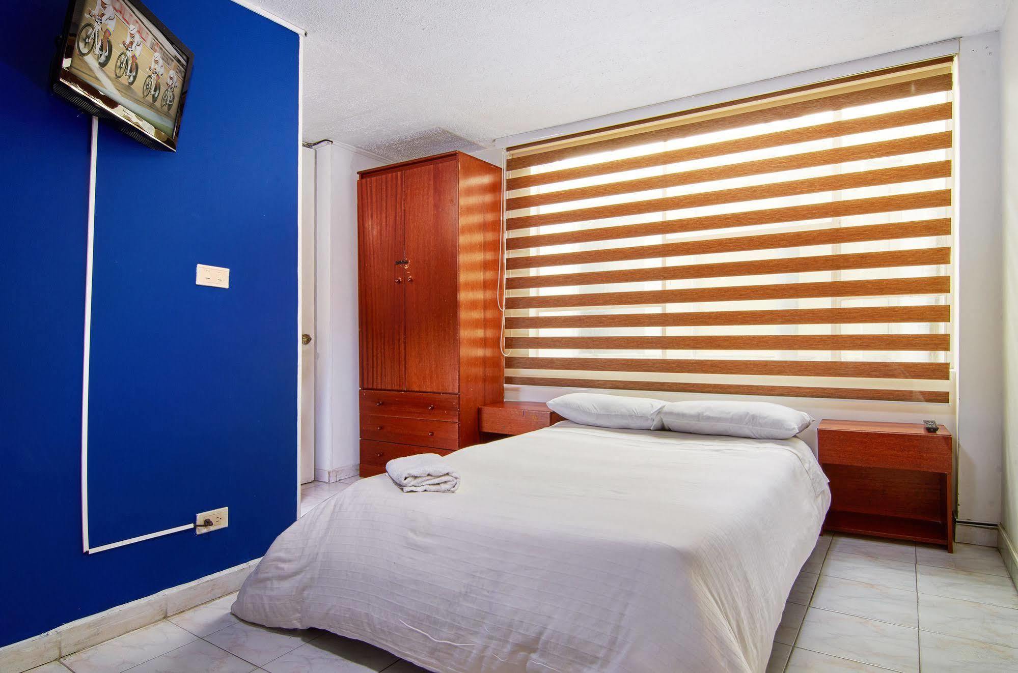 Hostal Deportel *