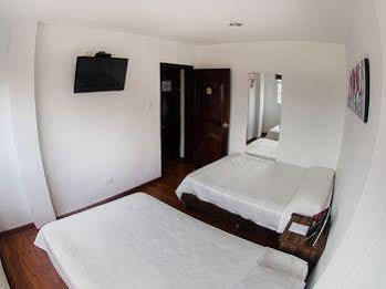 Hotel Estadio 63c 3*