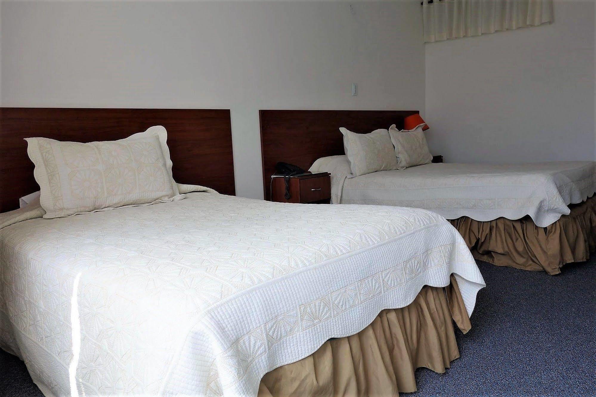 Hotel Lourdes 2*