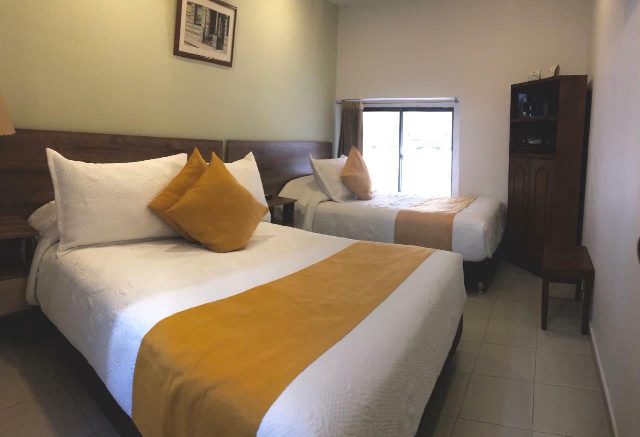 Ambala Colonial Hotel 3*