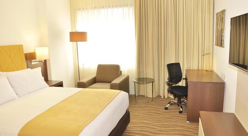 Holiday Inn Express&Suites Bogota Zona Financiera, an IHG Hotel Hotel 4*