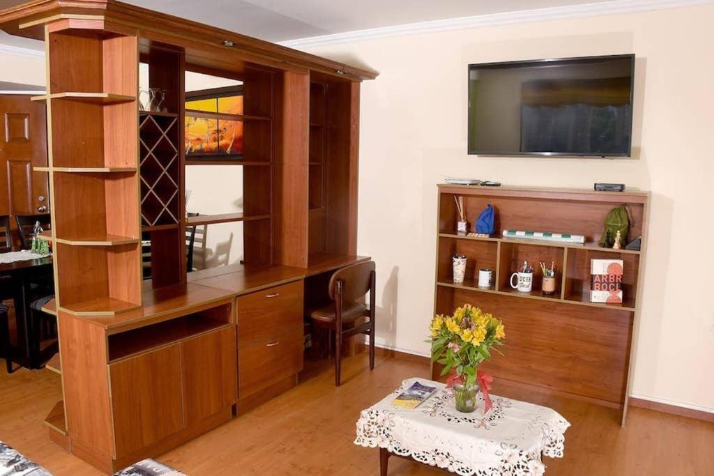 Apartment: Corferias, Embajada, Airport, Agora,g12 Apartamento