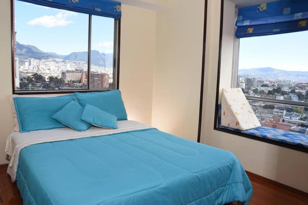 Apartment: Corferias, Embajada, Airport, Agora,g12 *
