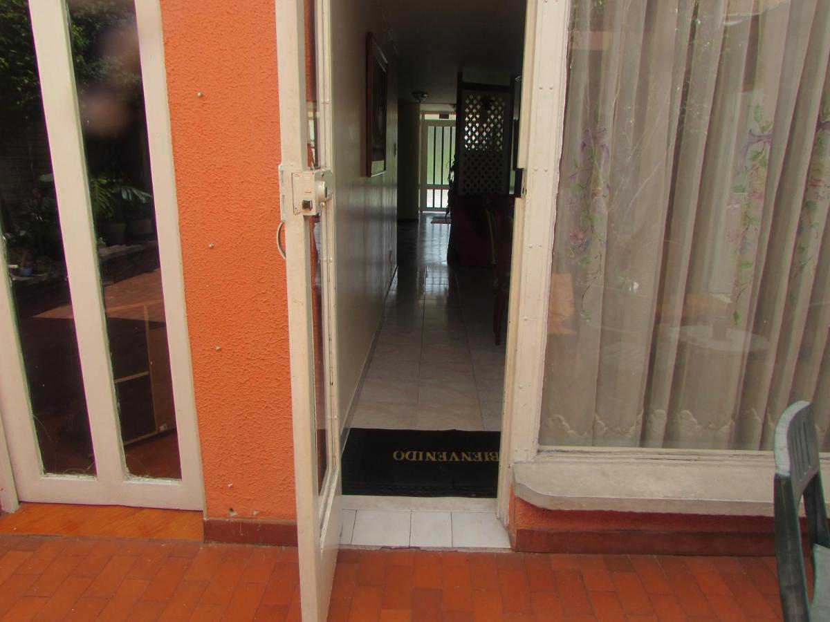 Touristic House Habitación en casa particular Bogotá