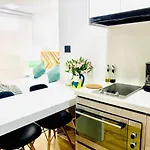 Loft CHICÓ 103, parqueadero, Wifi 200 mgbs, Smart tv