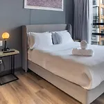 Modern 2Br In Luxury Building