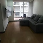 Hermosa habitación privada en conjunto residencial cerca al Aeropuerto y terminal de Bogotá, zonas comunes se comparten con 1 persona