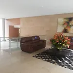 Hermosa habitación privada en conjunto residencial cerca al Aeropuerto y terminal de Bogotá, zonas comunes se comparten con 1 persona
