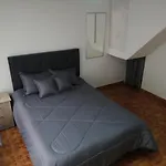 Habitación Privada Cerca al Aeropuerto y Terminal