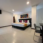 Hotel Ferias Park