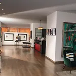 Suites Casa 95