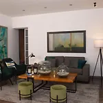 Suites Casa 95