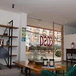 Suites Casa 95