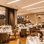 Hotel Rosales Plaza