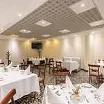 Hotel Dann Av. 19