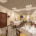 Hotel Dann Av. 19