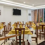 Hotel Embassy Park