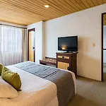 Ayenda 1073 Suites Real 97
