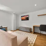 Build It In Bogota - Premium Coliving