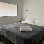 Apartaestudio de la 80 por el Titán Plaza 101