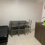 Apartaestudio de la 80 por el Titán Plaza 101