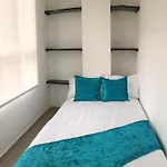 Elite Home Apartamentos