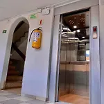 Centrico, Comodo Con Dos Camas En Chapinero
