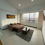 Encantador Apartamento #3 Cerca Al Aeropuerto